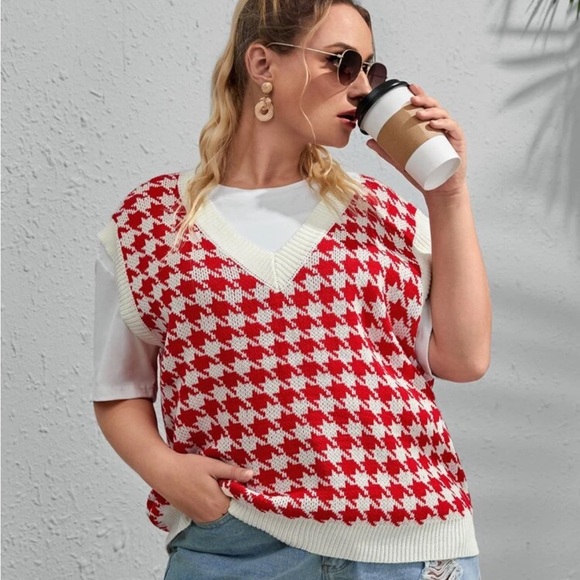 🔥 2/12$ ✨ Sleeveless knit white and red vest for women - Picture 1 of 4